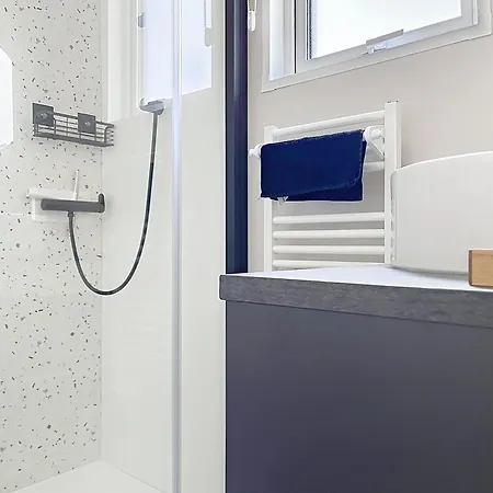 House Climatisee - 6 Pers. - Fr-1-875-6 *